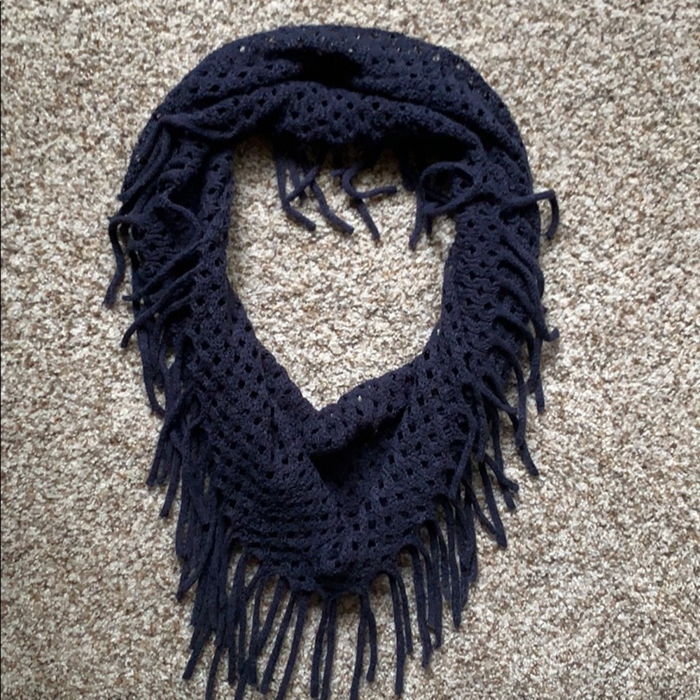 Infinity scarf